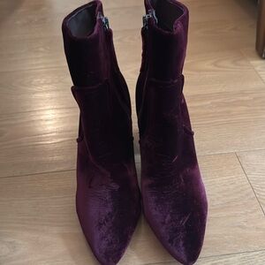 Steve Madden velvet boot burgundy color